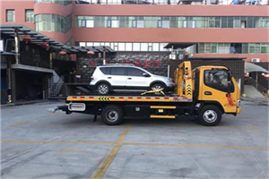 锡山汽车紧急补胎换胎救援